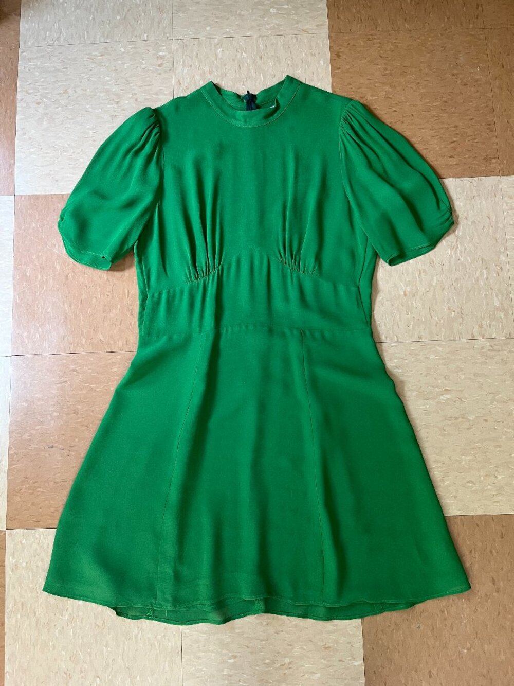 Reformation Maylin Viscose Dress in Kelly Green – Size 12